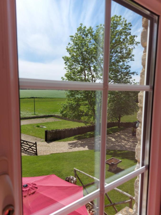 Thames Head Wharf - Historic Cotswold Cottage With Stunning Countryside Views Cirencester Extérieur photo