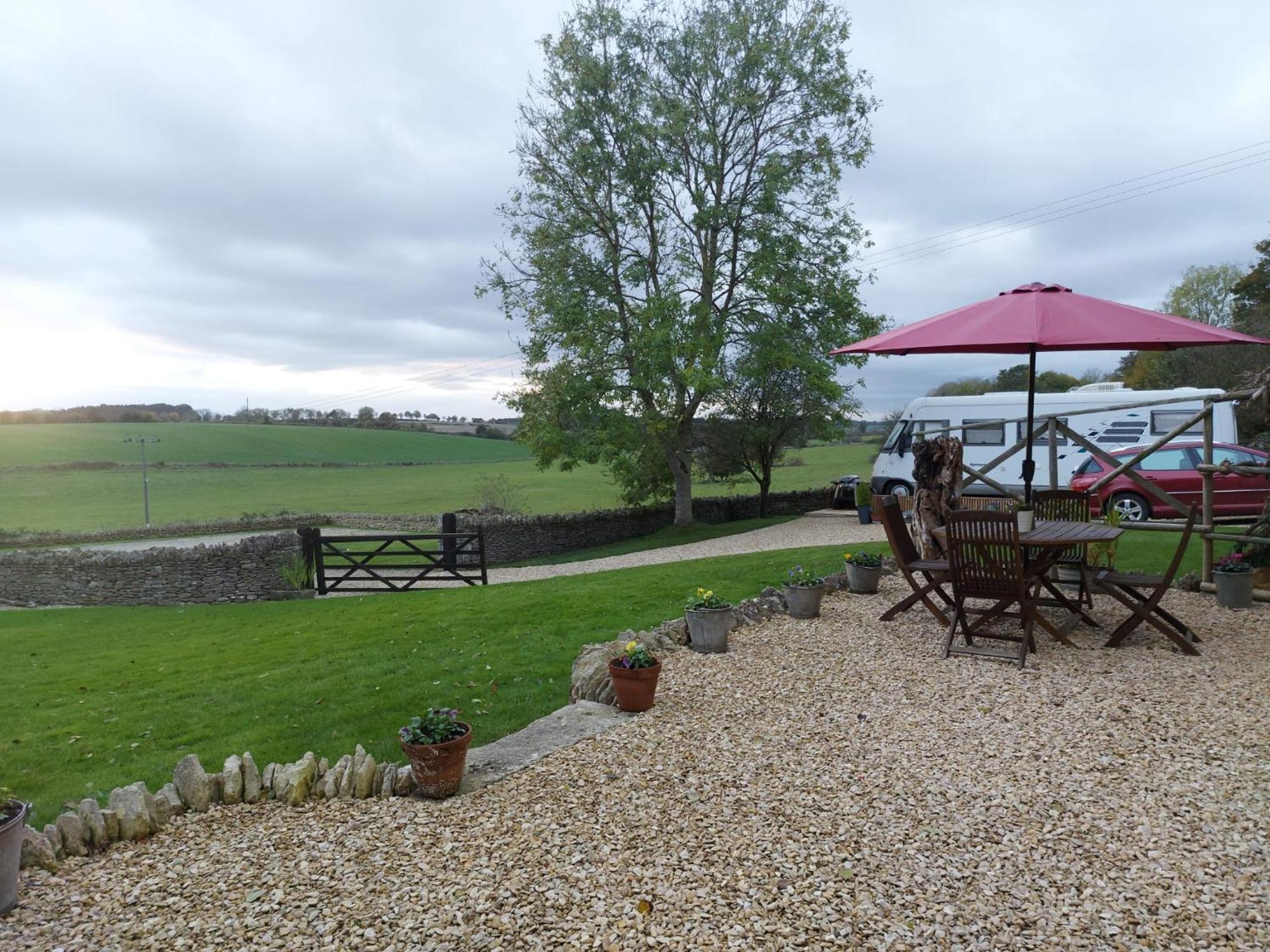 Thames Head Wharf - Historic Cotswold Cottage With Stunning Countryside Views Cirencester Extérieur photo