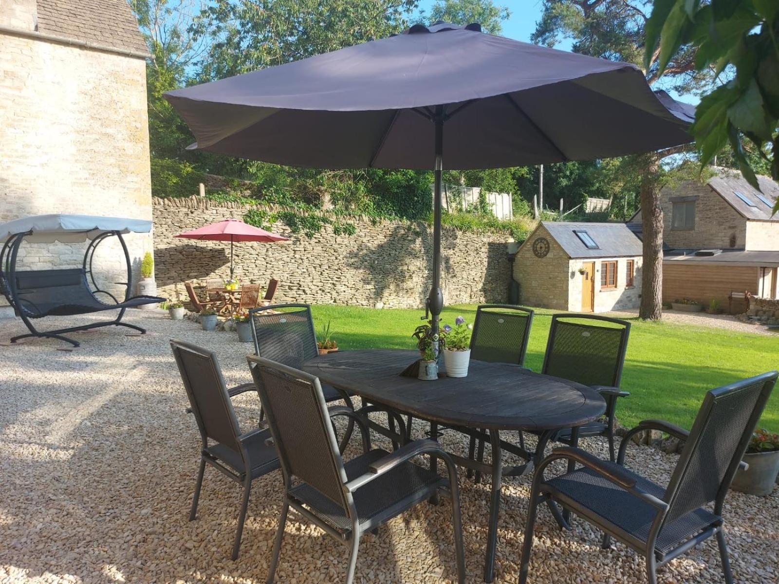 Thames Head Wharf - Historic Cotswold Cottage With Stunning Countryside Views Cirencester Extérieur photo